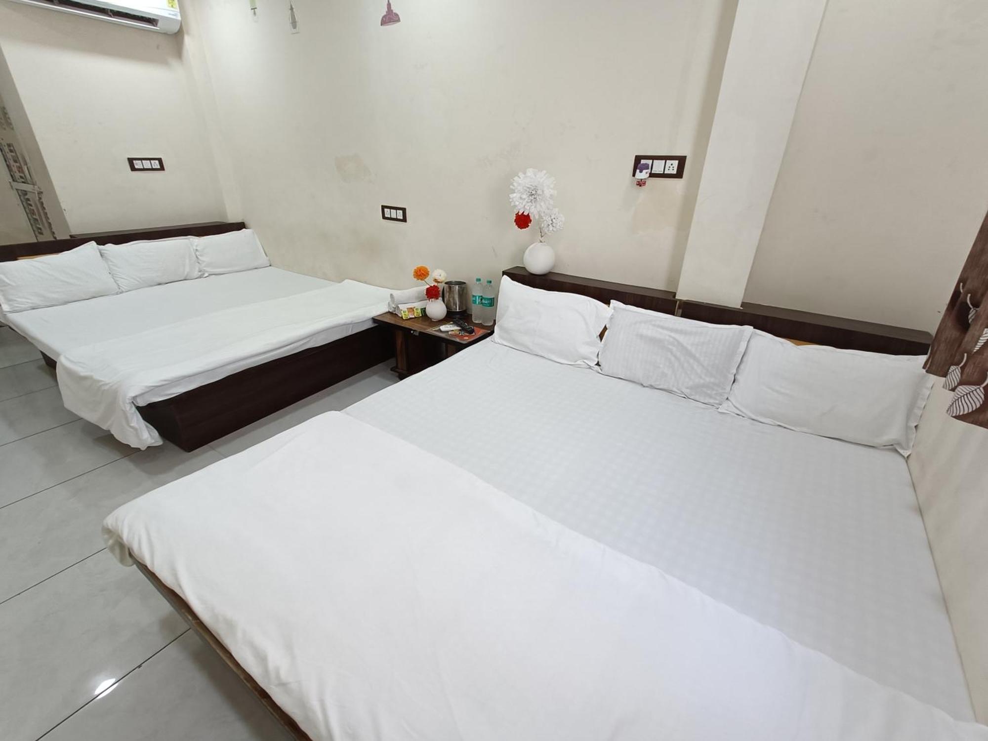 Hotel S Tower Ujjain Zewnętrze zdjęcie