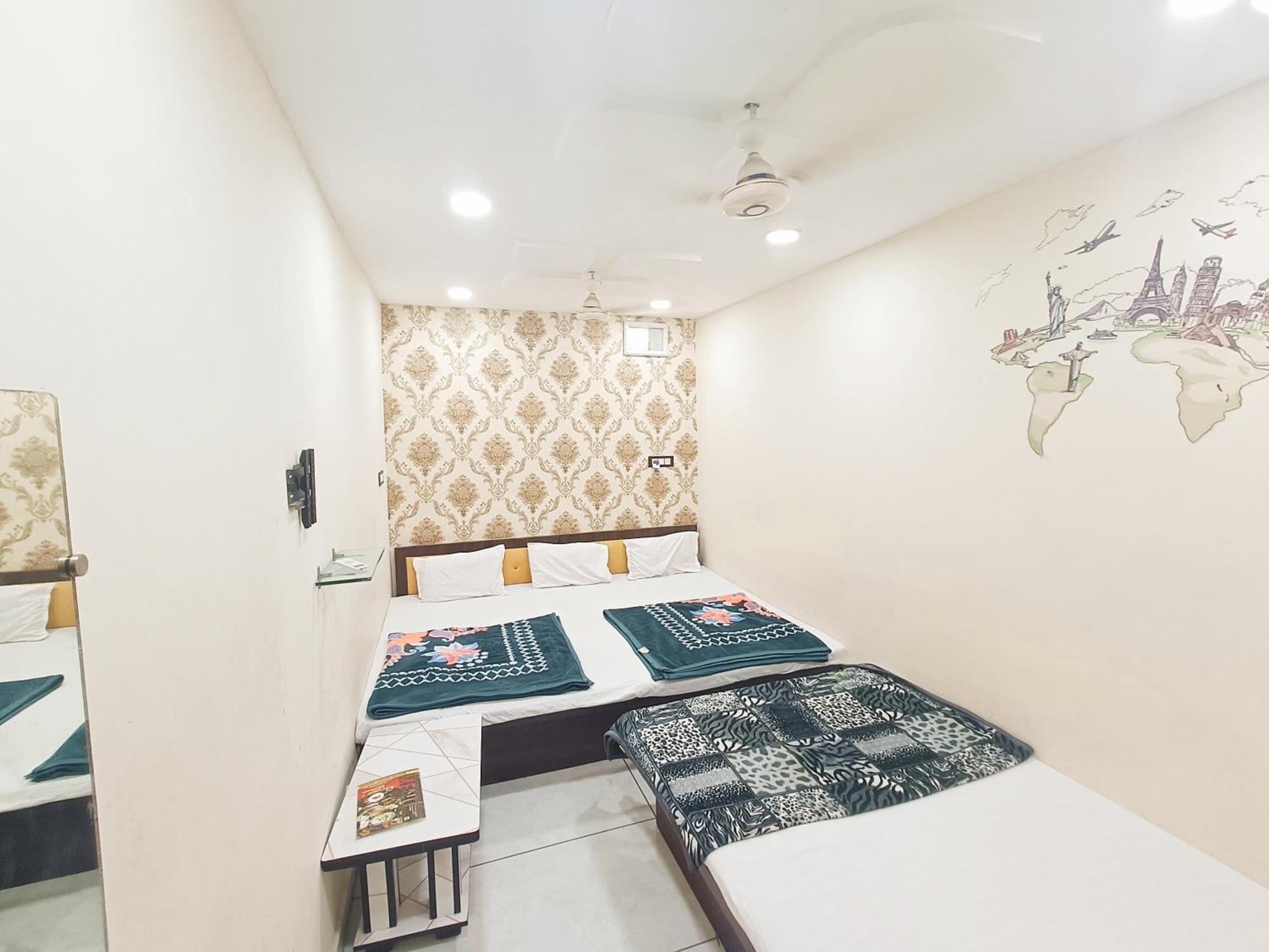 Hotel S Tower Ujjain Zewnętrze zdjęcie