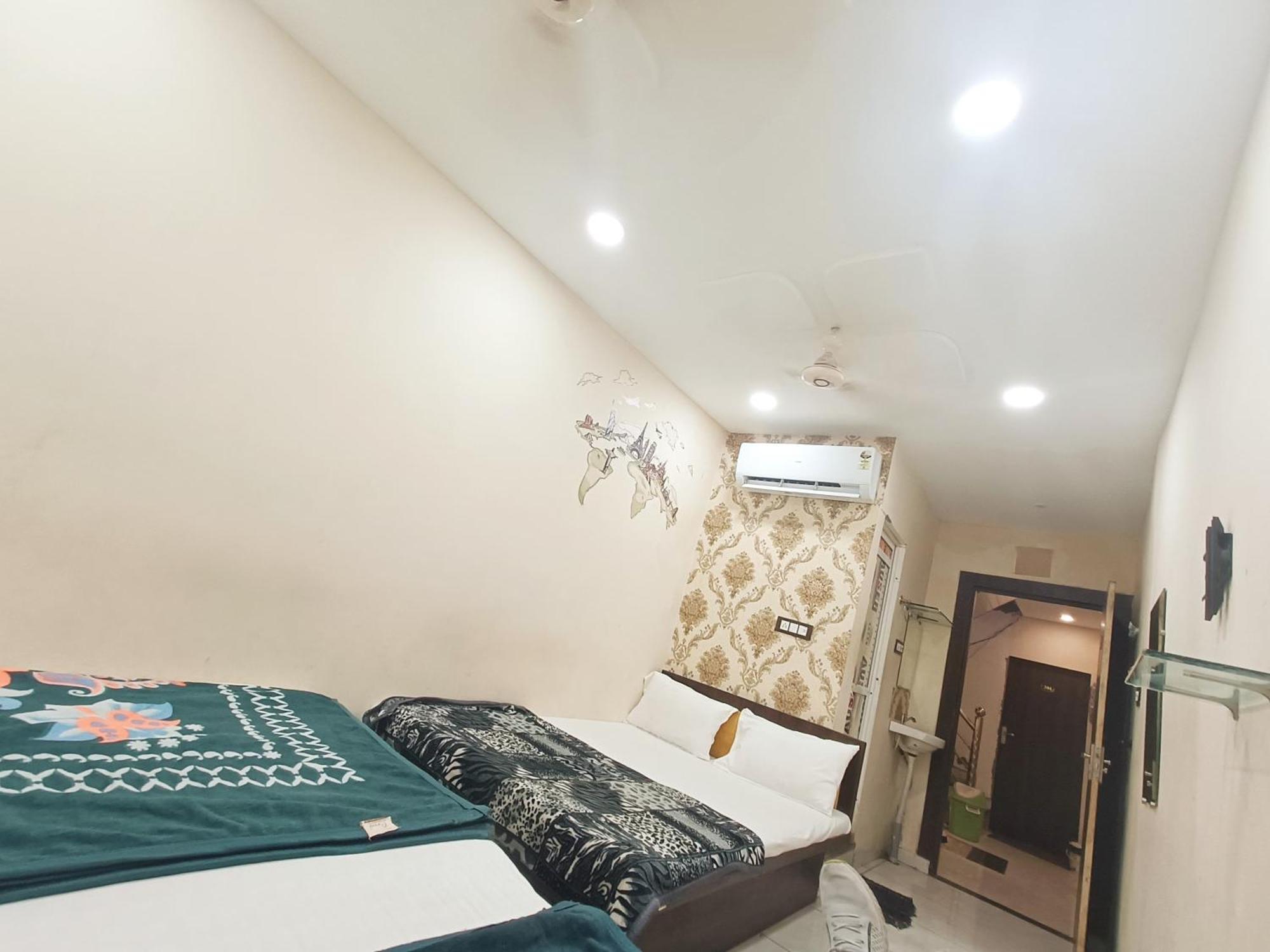 Hotel S Tower Ujjain Zewnętrze zdjęcie